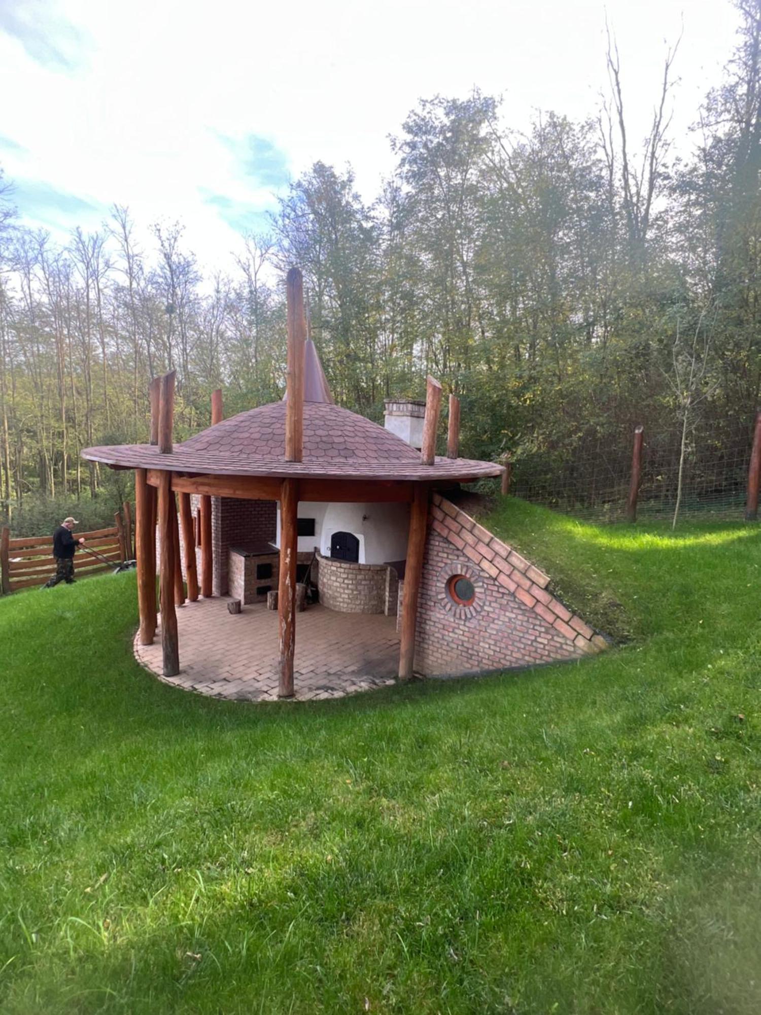 Vendeghaz Petoerke Hotel Bárdudvarnok Exterior foto